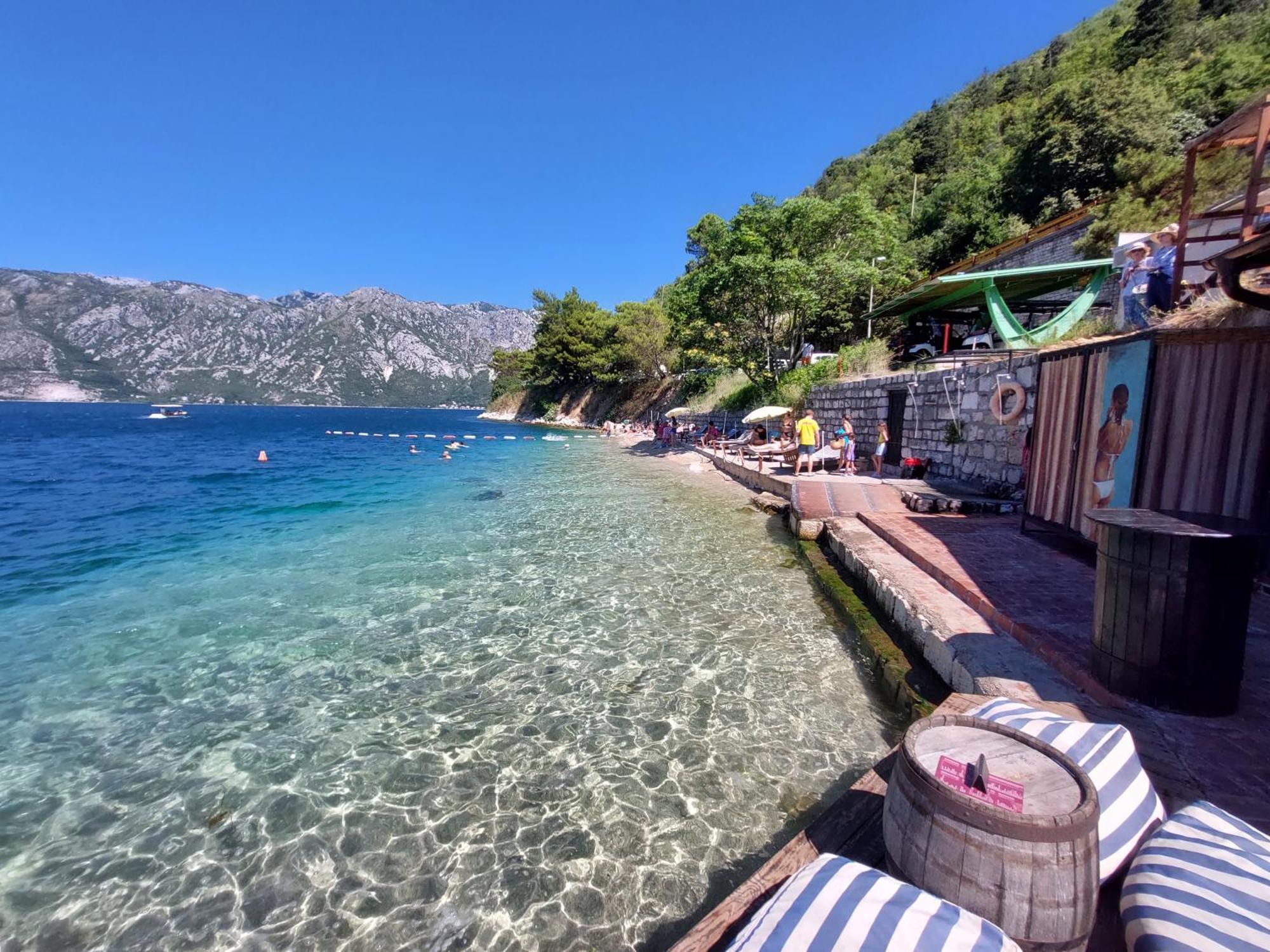 Bluemarine Rooms & Apartments Perast Eksteriør billede