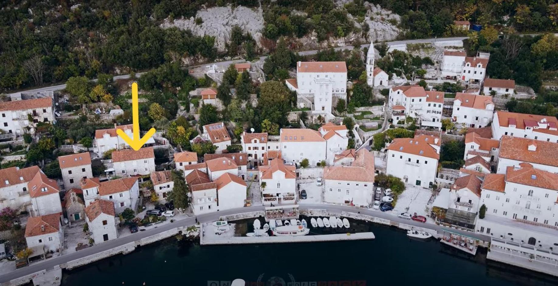 Bluemarine Rooms & Apartments Perast Eksteriør billede