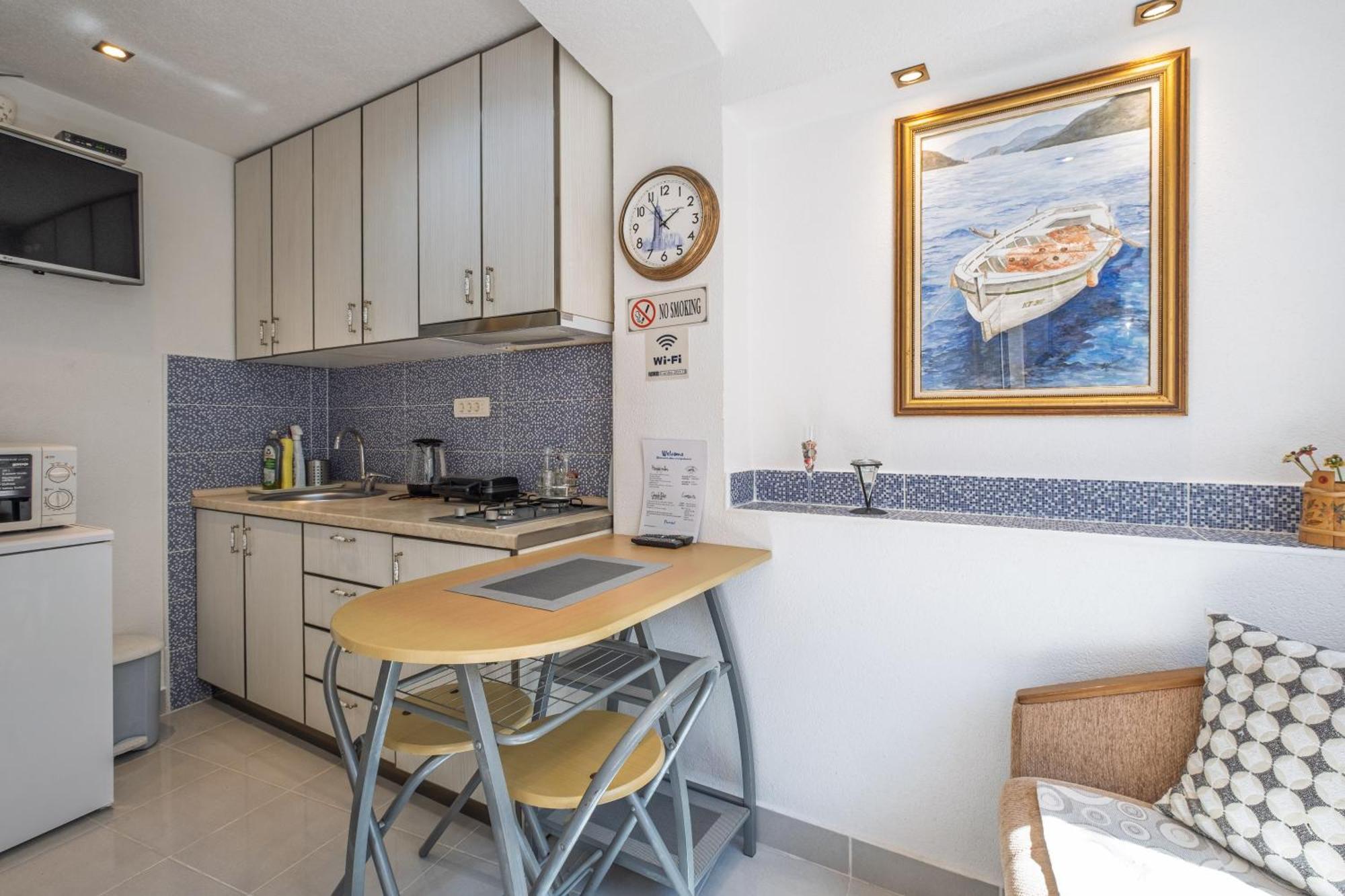 Bluemarine Rooms & Apartments Perast Eksteriør billede