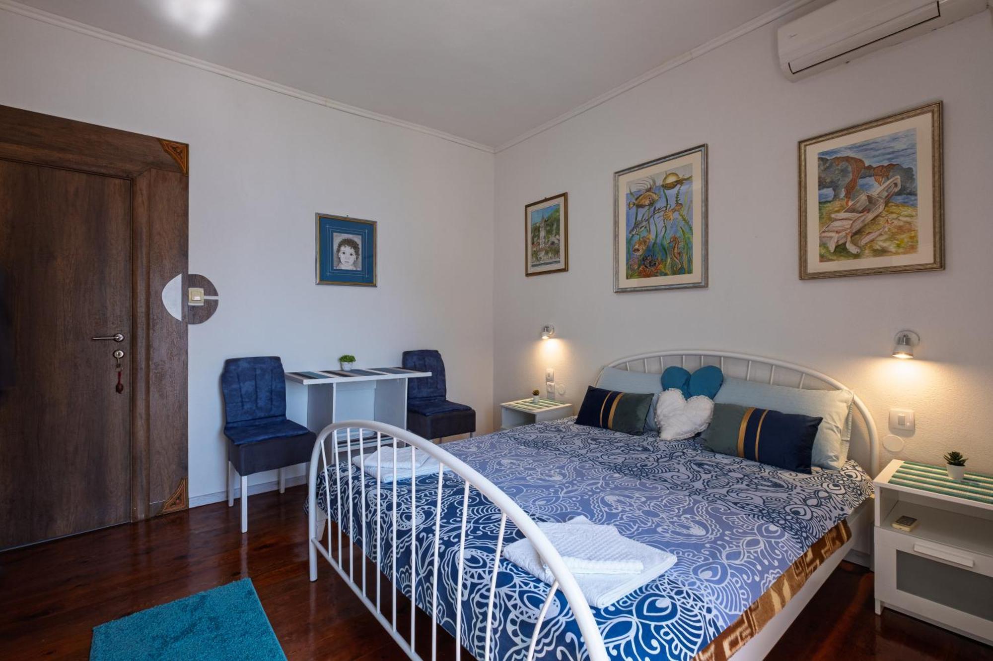 Bluemarine Rooms & Apartments Perast Eksteriør billede